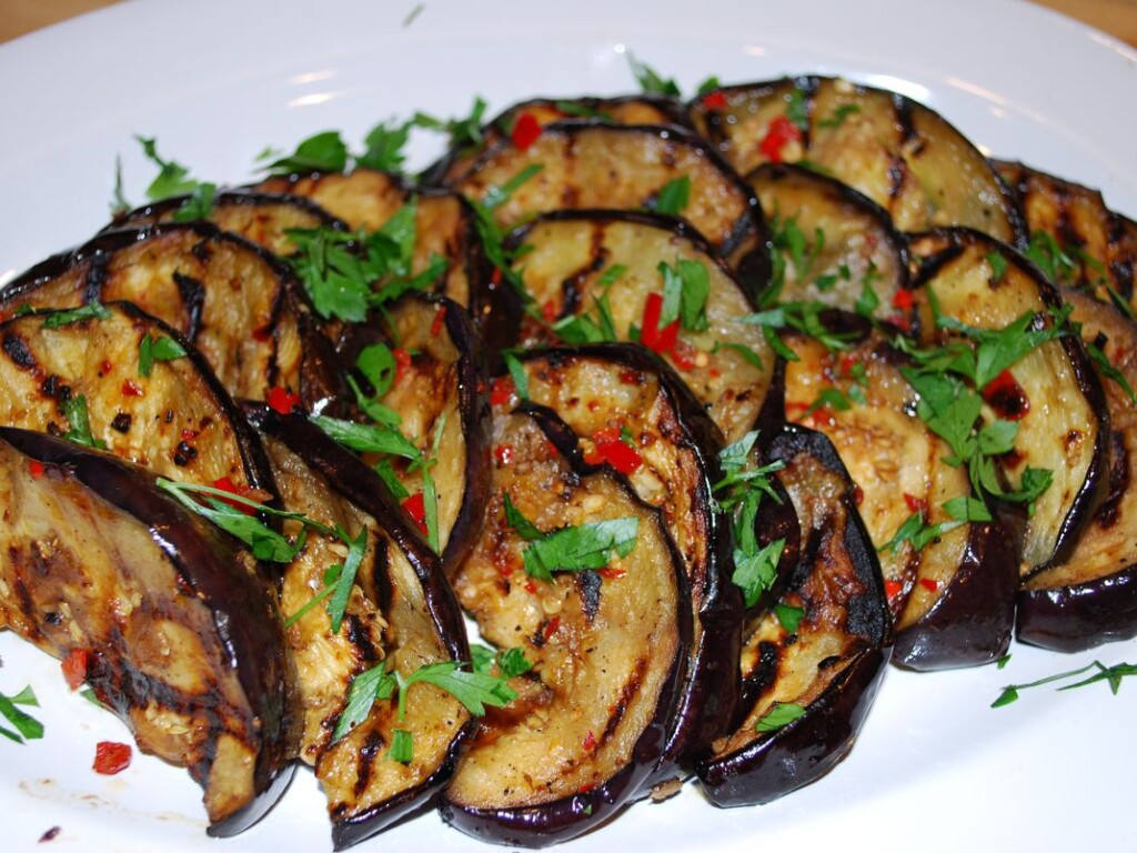 Fried eggplant garlic & parsly Salad
