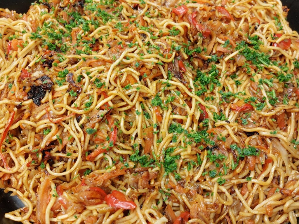 Noodles, Teriyaki & Veggies